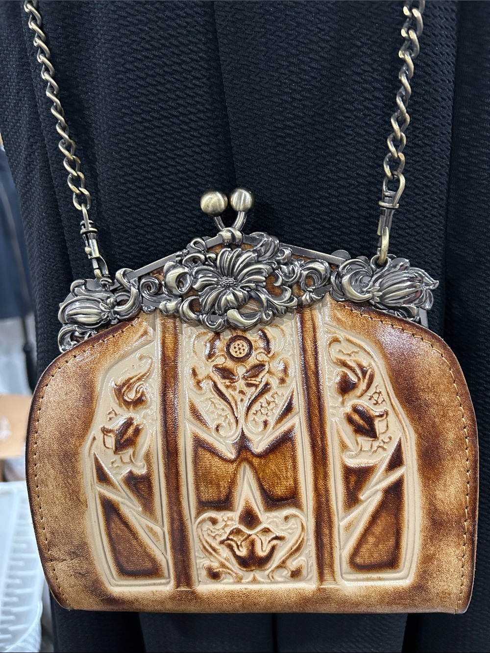 Samantha Brown Vintage Embossed Leather Brown Floral Frame Crossbody/Clutch